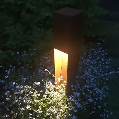 Auglýsing fyrir sól Bollard Lights